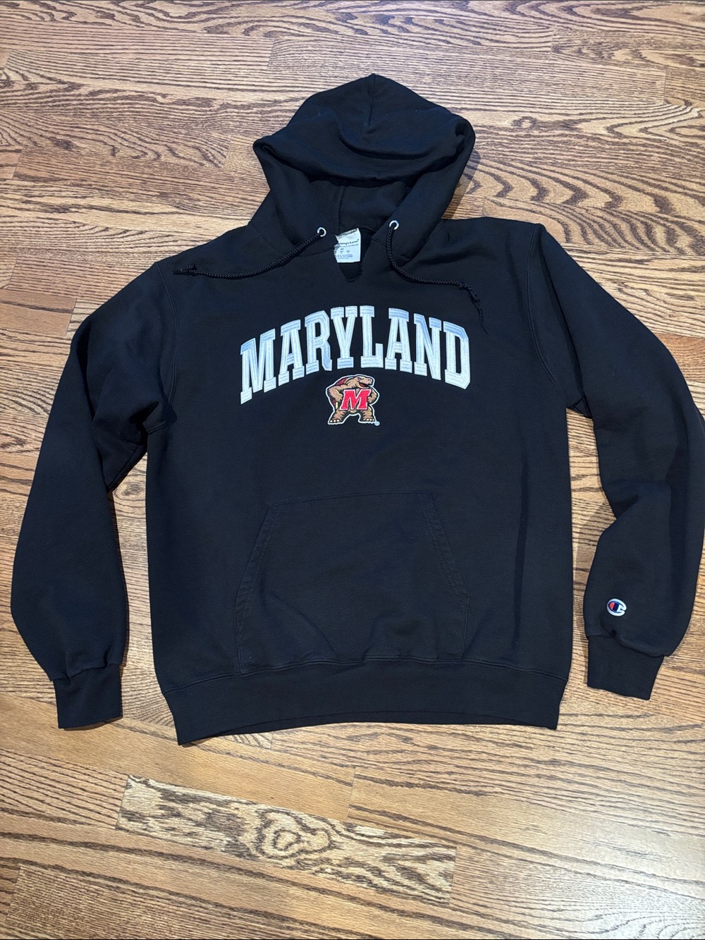 Champion University of Maryland Sweatshirt with Terrapins Logo Medium